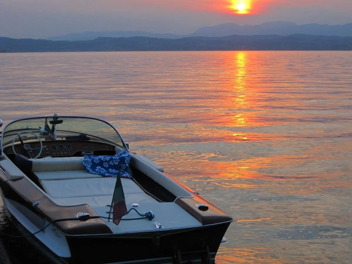 Romantica Mansarda Lago Di Garda Apartment Lonato
